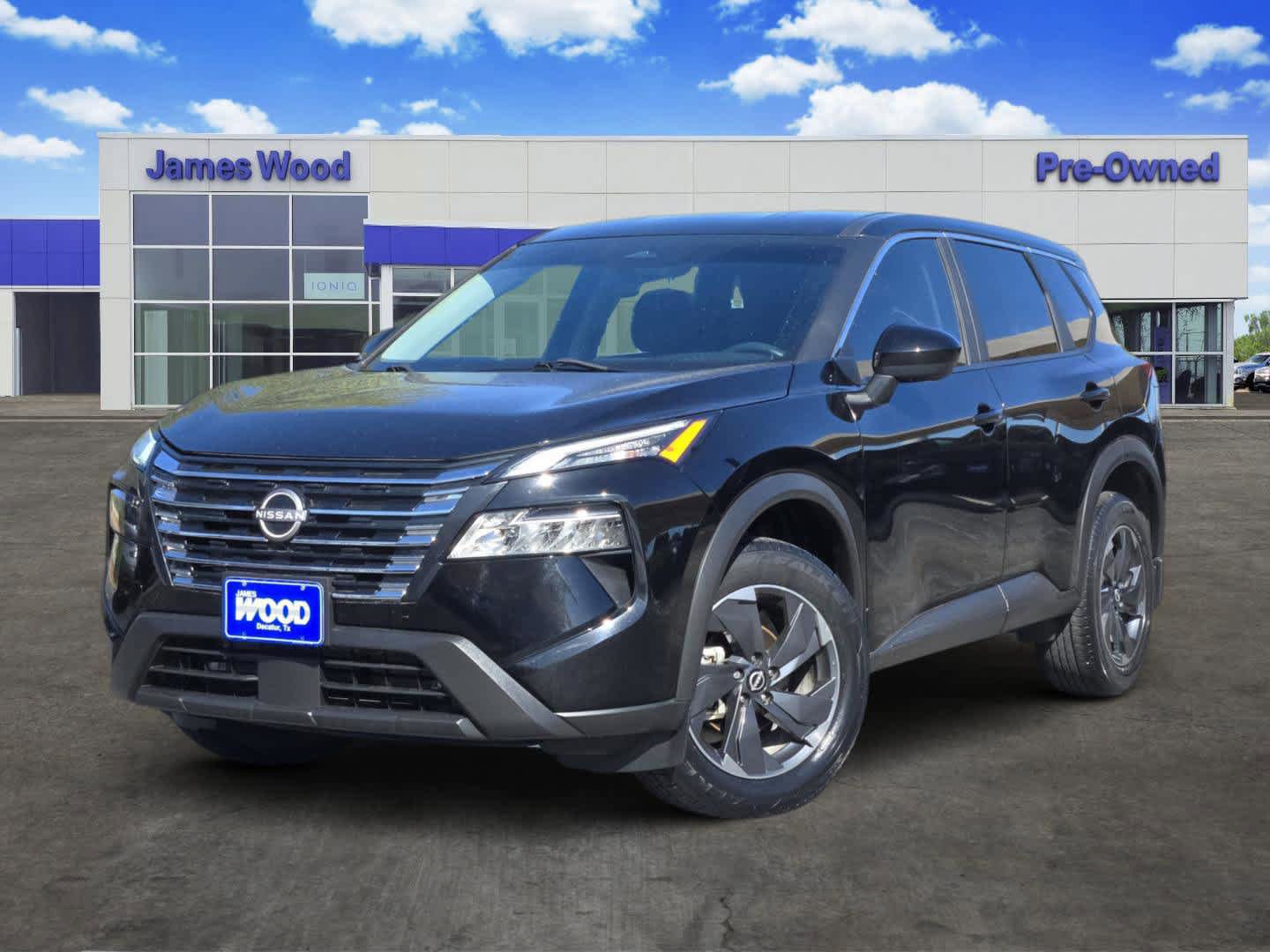 Used 2024 Nissan Rogue SV FWD image 1