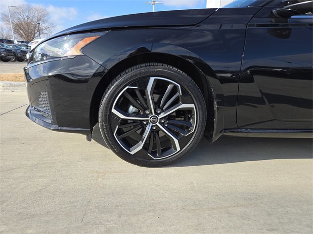 Certified 2025 Nissan Altima 2.5 SR w/ SR Premium Package image 38