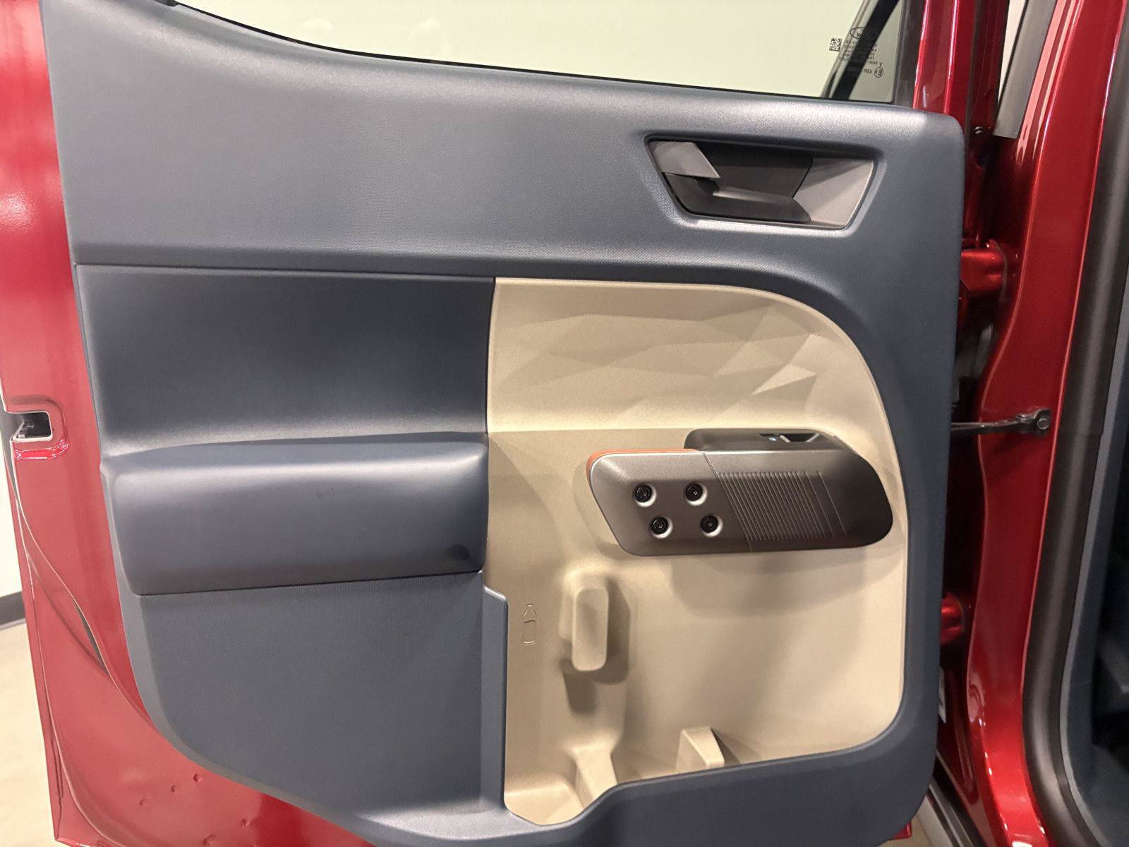Used 2026 Ford Maverick Lariat AWD/4WD image 23