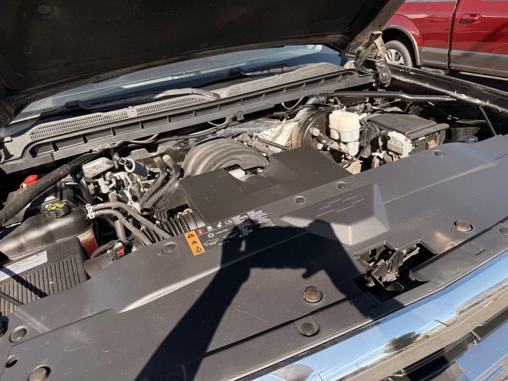 Used 2018 Chevrolet Silverado 1500 LT AWD/4WD image 13