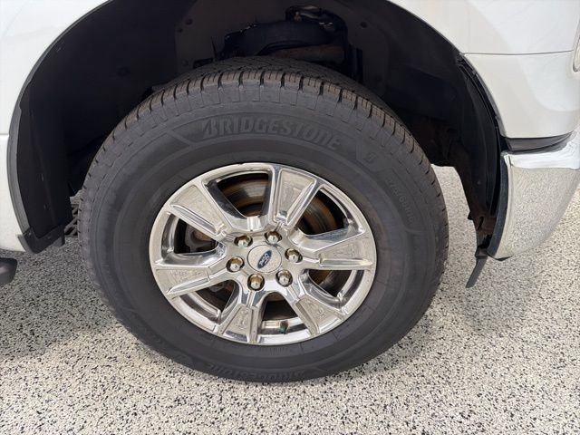 Used 2017 Ford F150 XLT w/ Equipment Group 302A Luxury AWD/4WD image 35