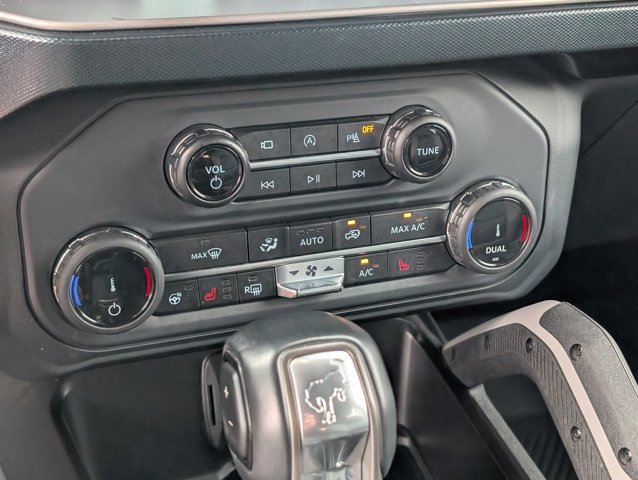 Used 2022 Ford Bronco Outer Banks w/ Sasquatch Package image 26