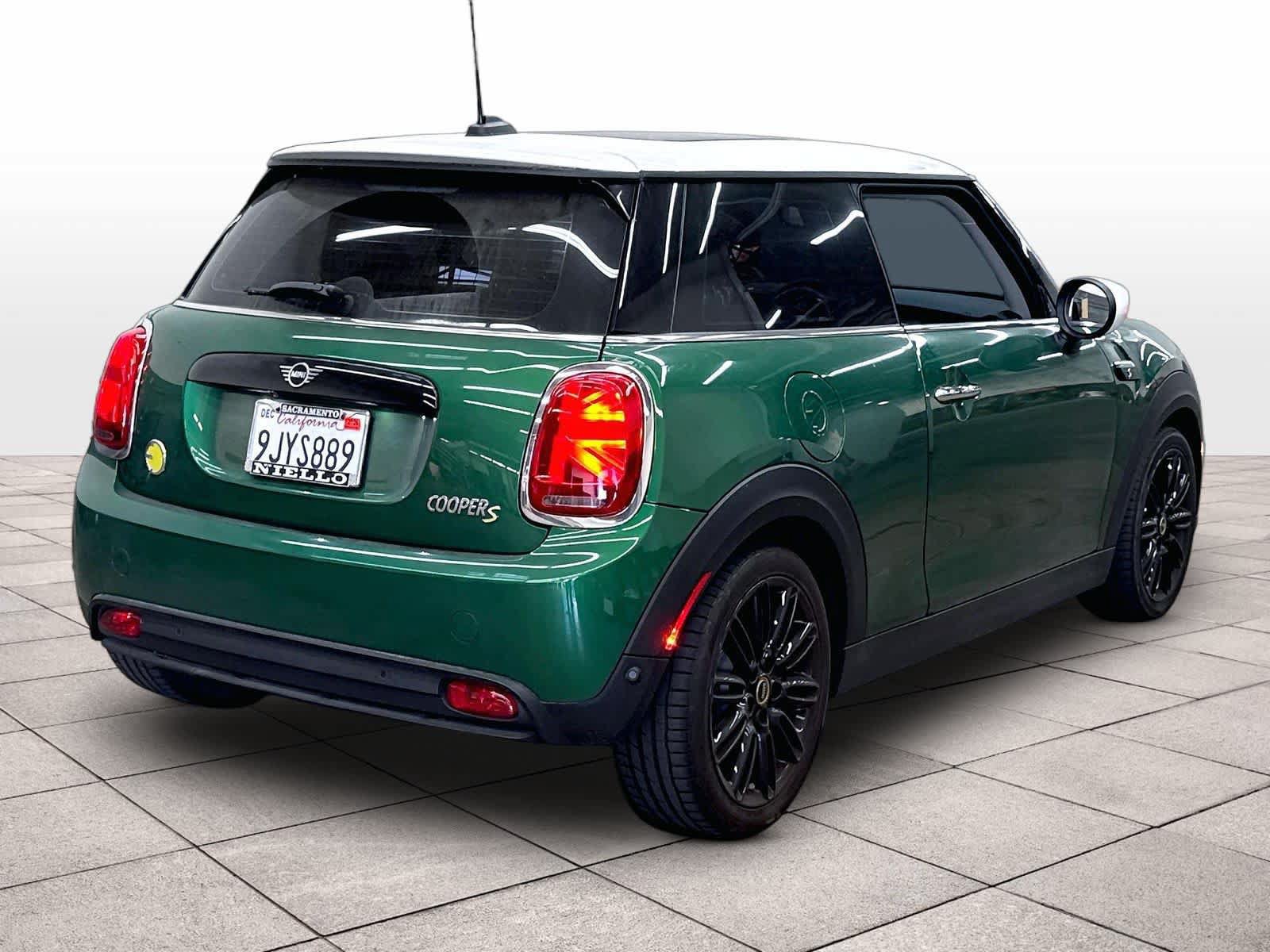 Used 2024 MINI Cooper SE FWD image 15