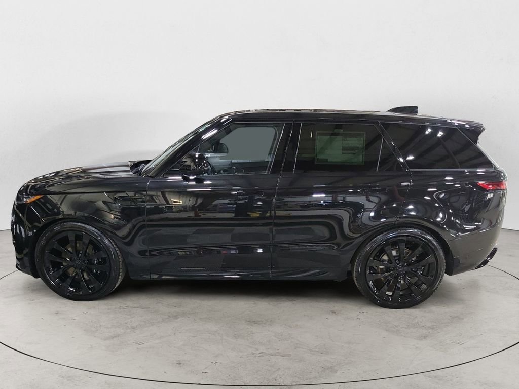 New 2026 Land Rover Range Rover Sport Dynamic SE image 2