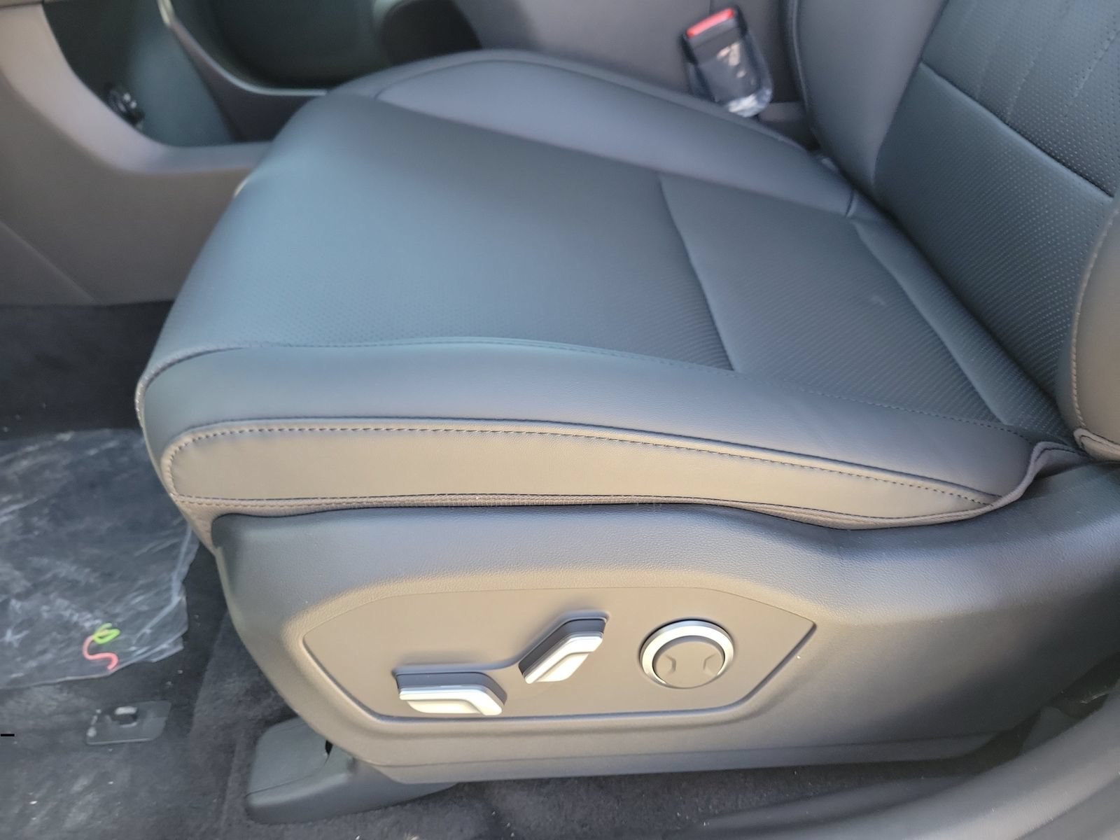 New 2026 Hyundai Santa Fe SEL AWD/4WD image 16
