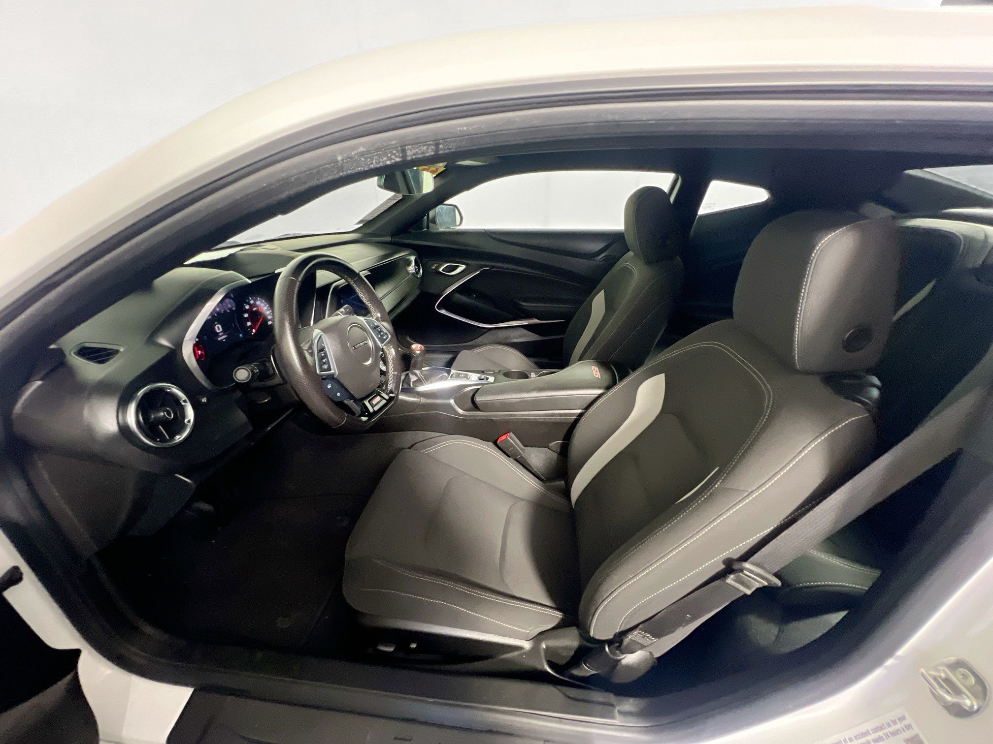 Used 2022 Chevrolet Camaro SS RWD image 14