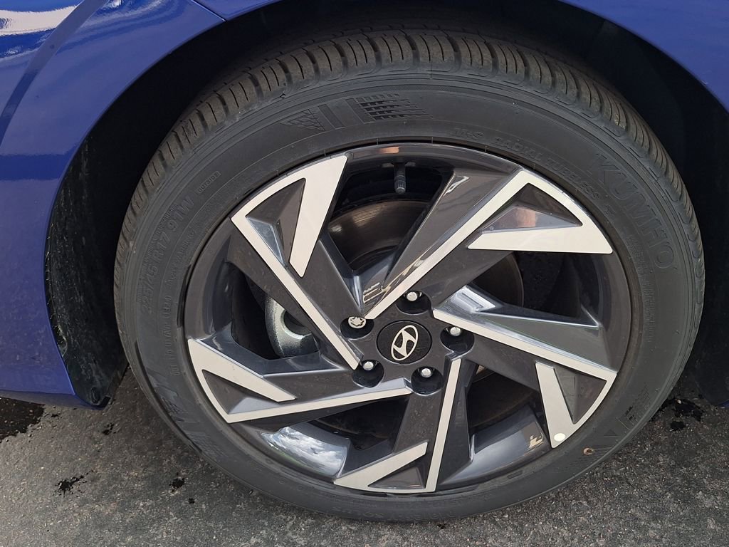 Used 2024 Hyundai Elantra SEL w/ Convenience Package image 29