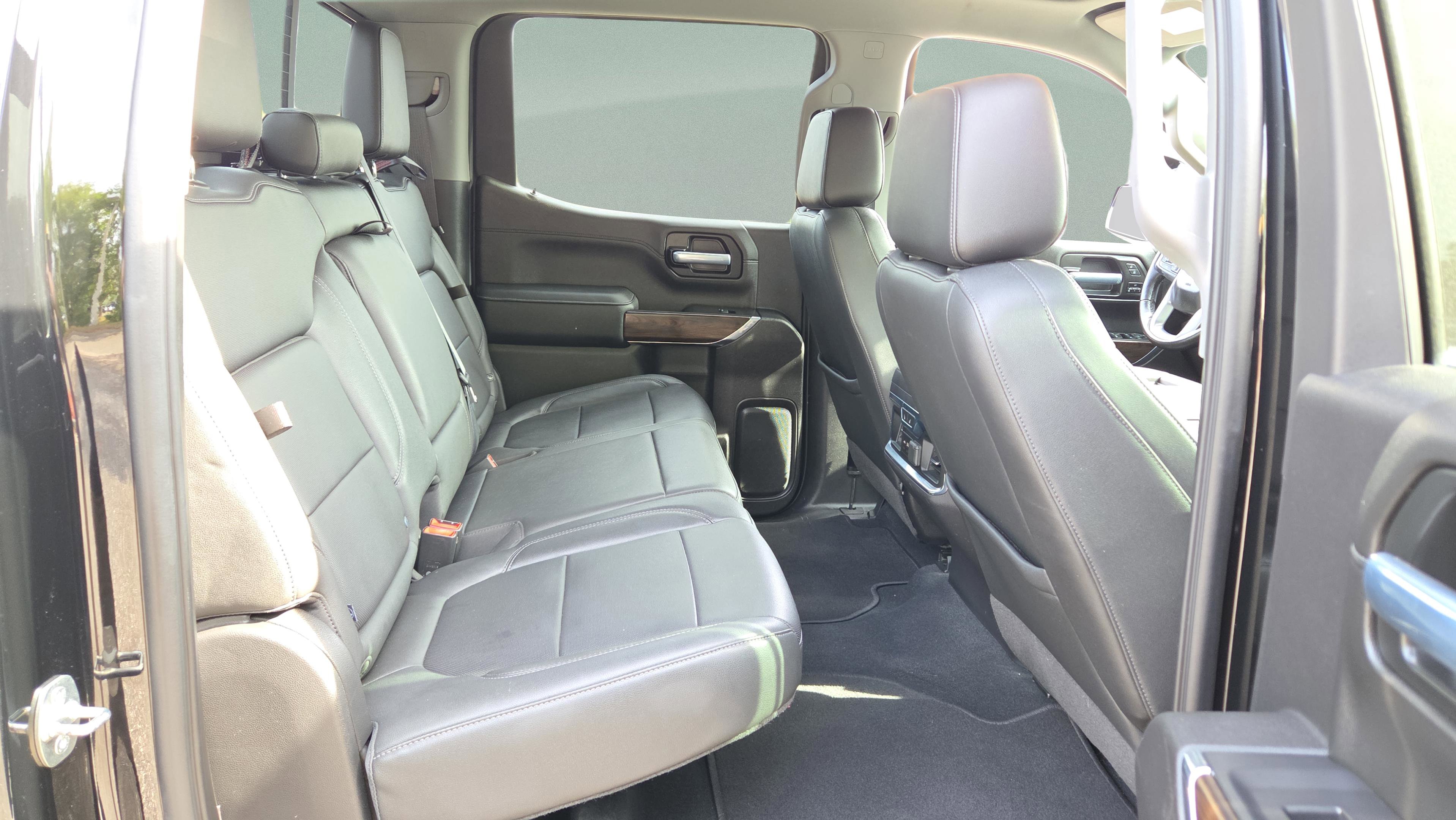 Used 2021 GMC Sierra 1500 SLT w/ SLT Convenience Package image 17