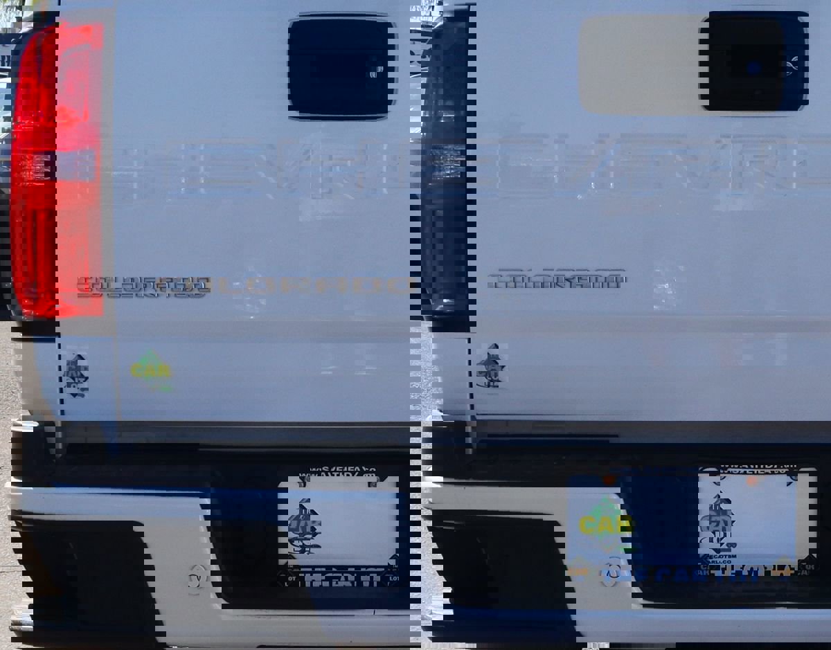 Used 2022 Chevrolet Colorado LT w/ Fleet Safety Package image 19