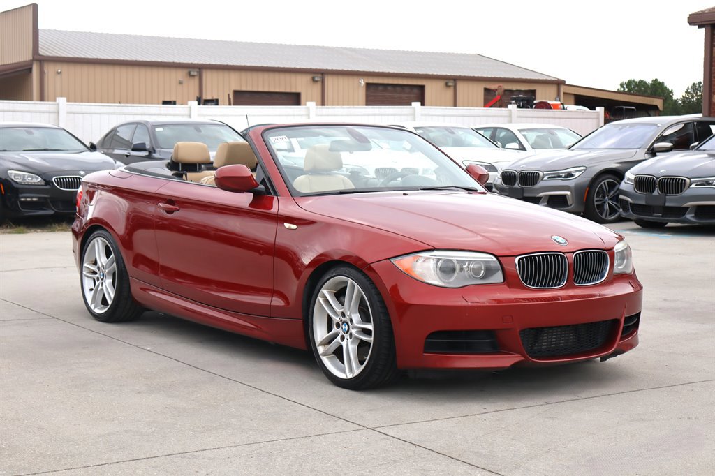 Used 2012 BMW 135i Convertible image 16