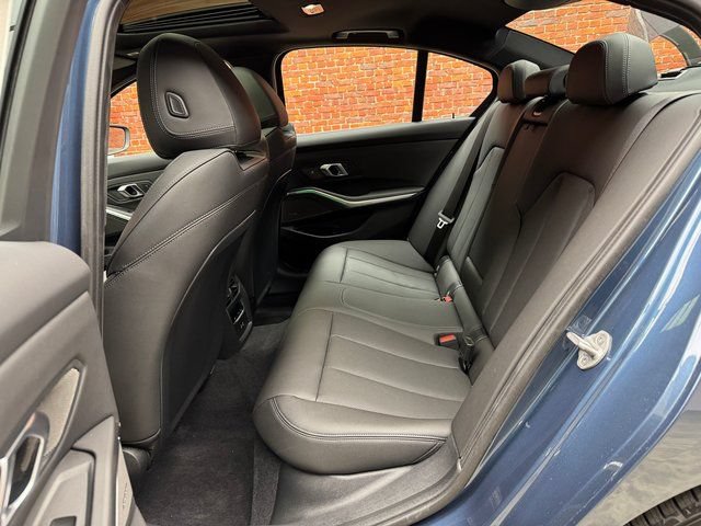 Used 2026 BMW 330i xDrive Sedan w/ Premium Package AWD/4WD image 23