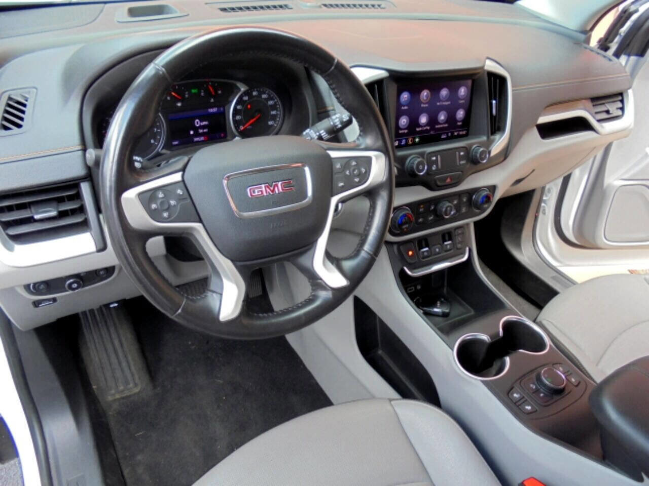Used 2020 GMC Terrain SLT image 9