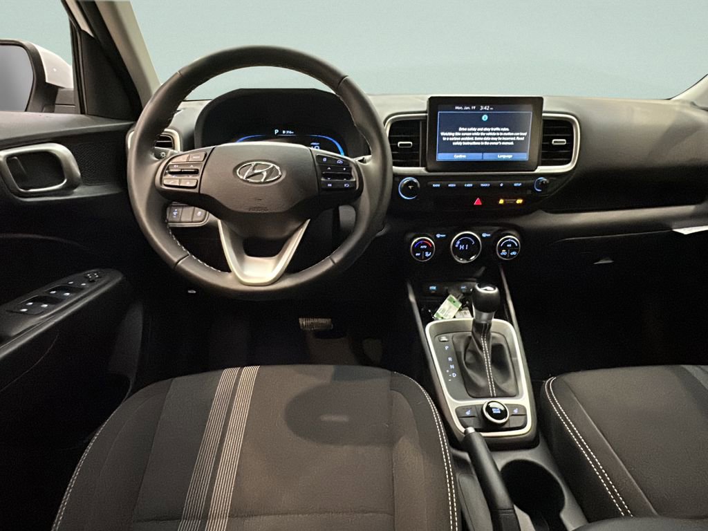 New 2026 Hyundai Venue SEL image 19