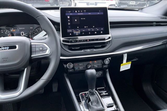 New 2026 Jeep Compass Latitude AWD/4WD image 7