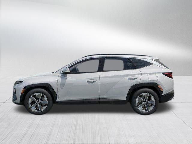 New 2026 Hyundai Tucson SEL FWD image 3