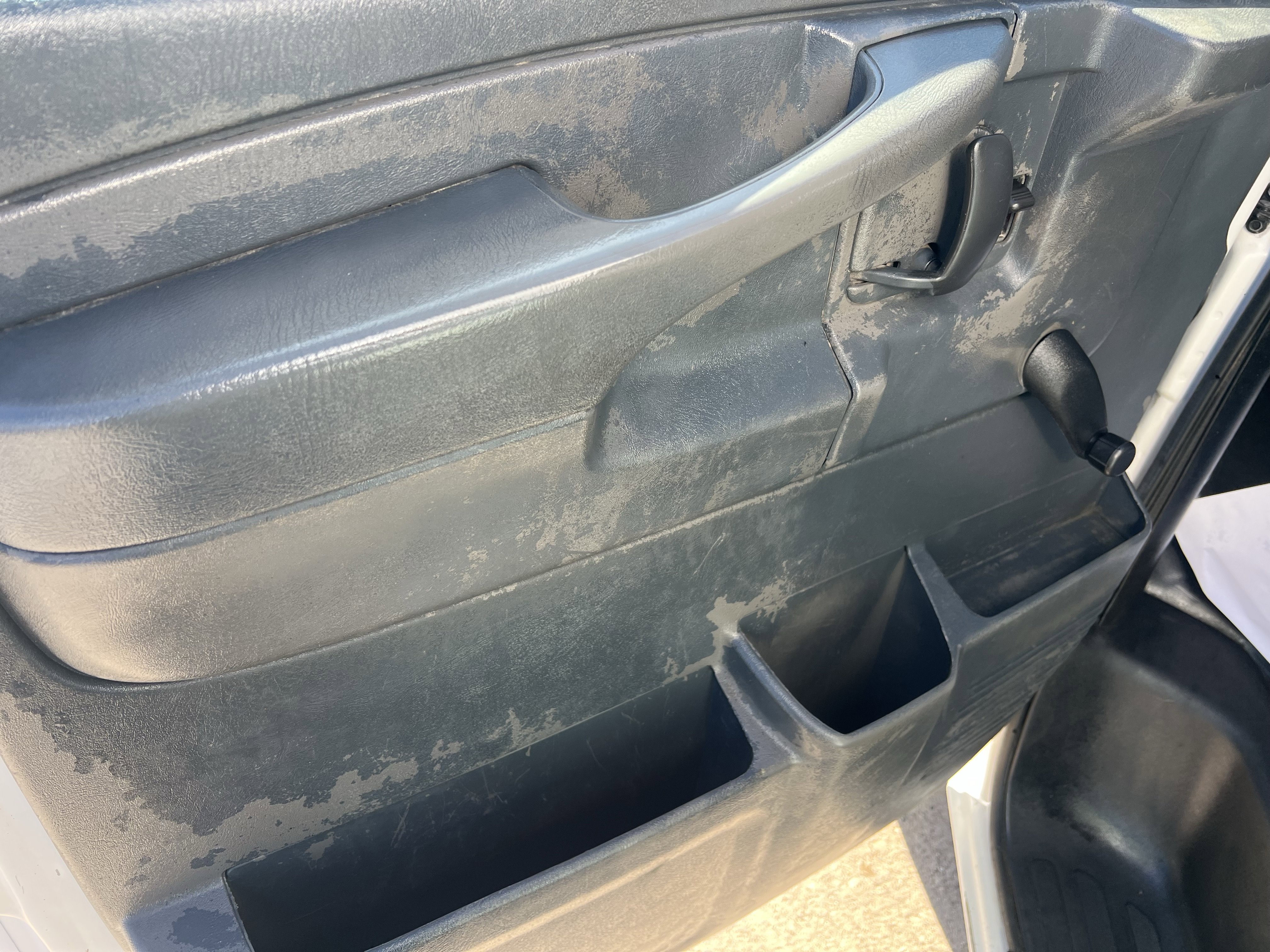 Used 2015 Chevrolet Express 3500 Extended image 14