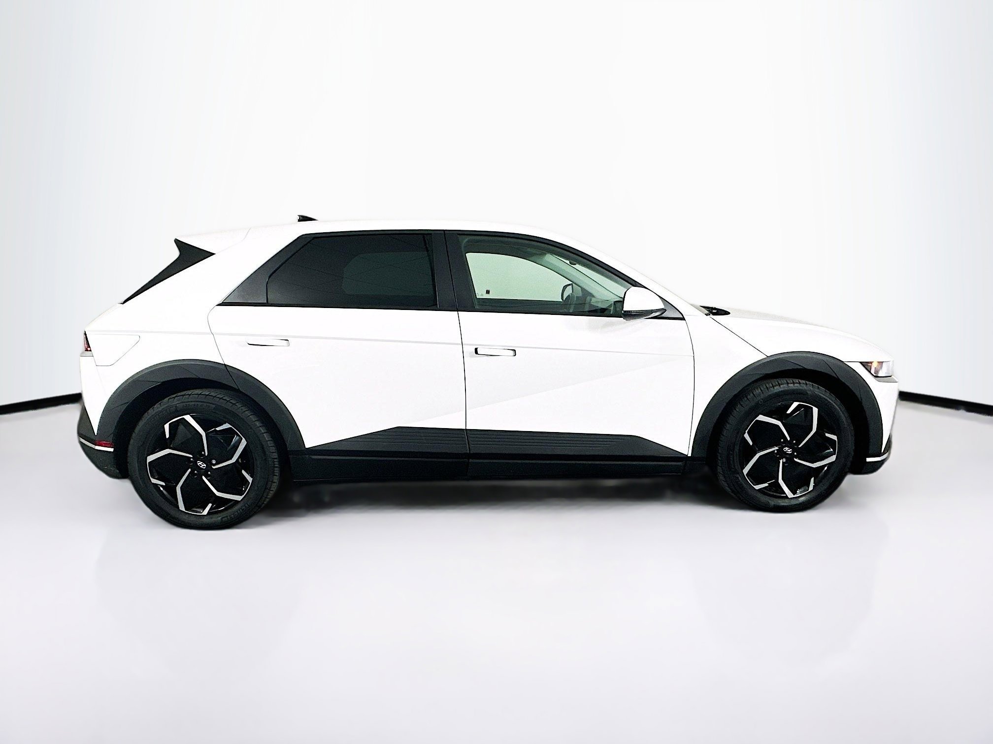 Used 2024 Hyundai Ioniq 5 SEL image 10