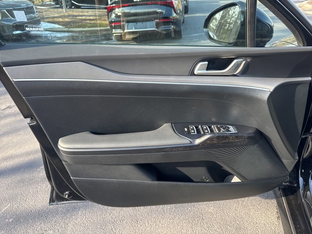 New 2026 Kia K5 LXS image 9