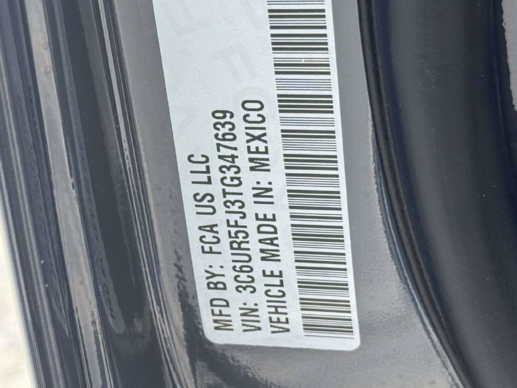 New 2026 RAM 2500 Laramie AWD/4WD image 30