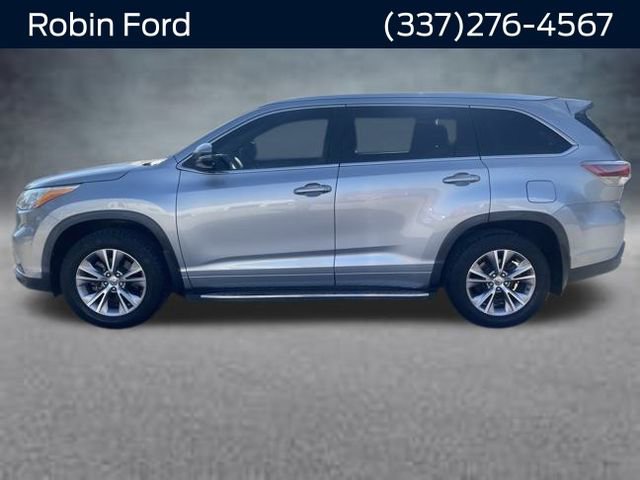 Used 2015 Toyota Highlander XLE image 2