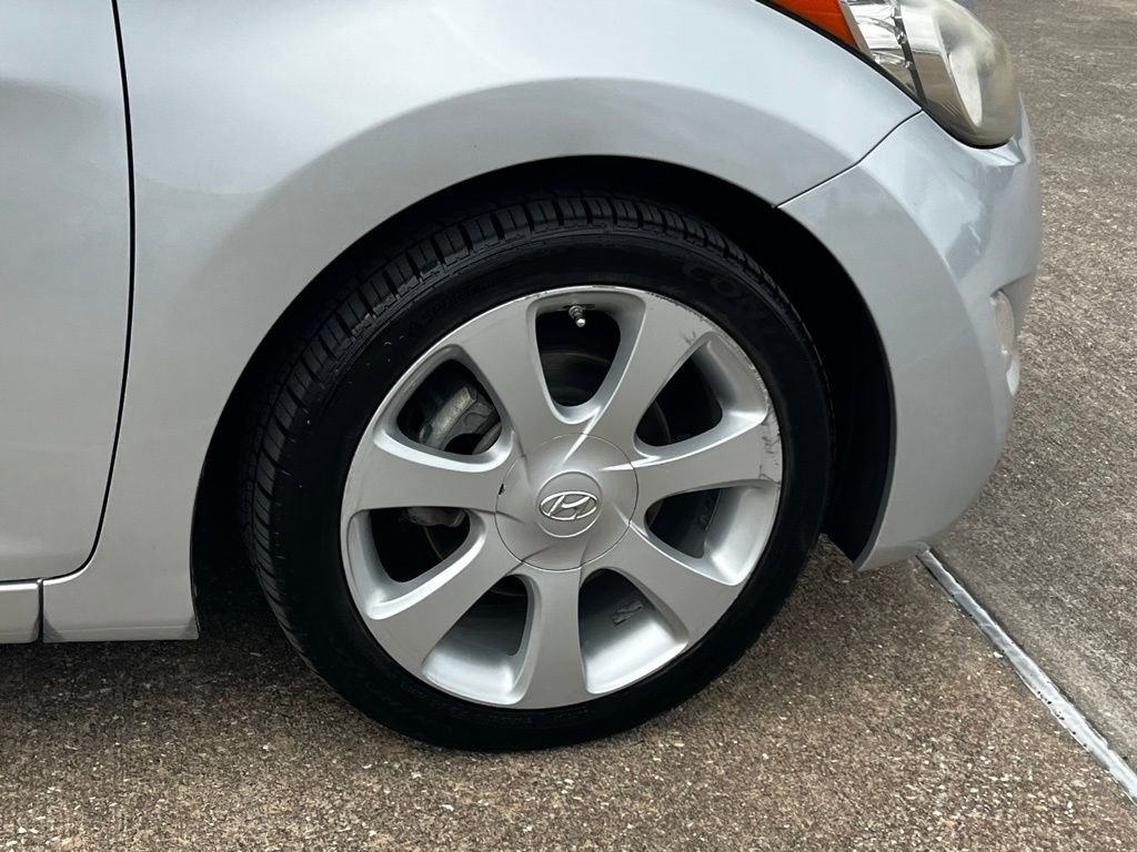 Used 2012 Hyundai Elantra Limited image 8