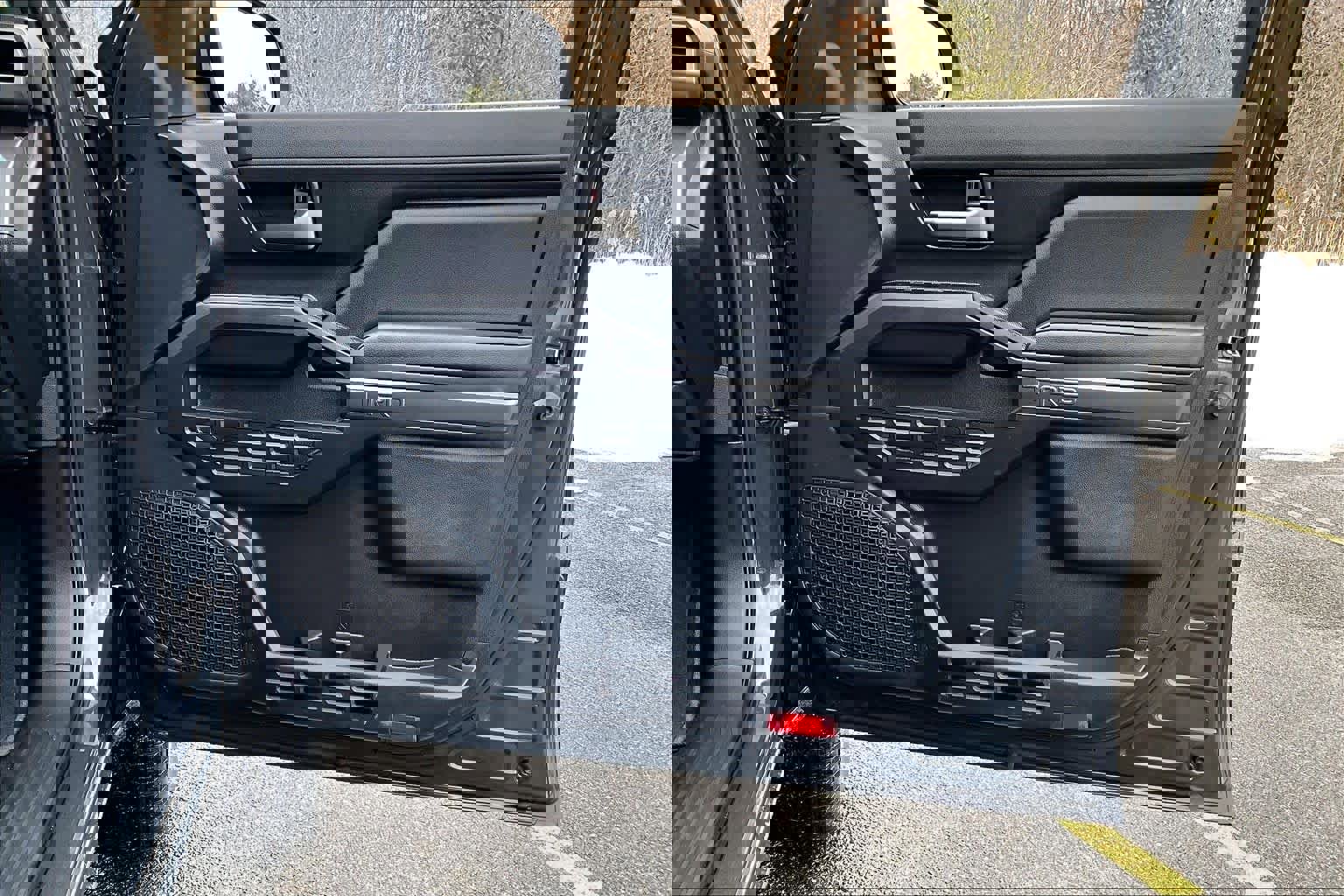 Used 2025 Toyota Tacoma TRD Off-Road image 23