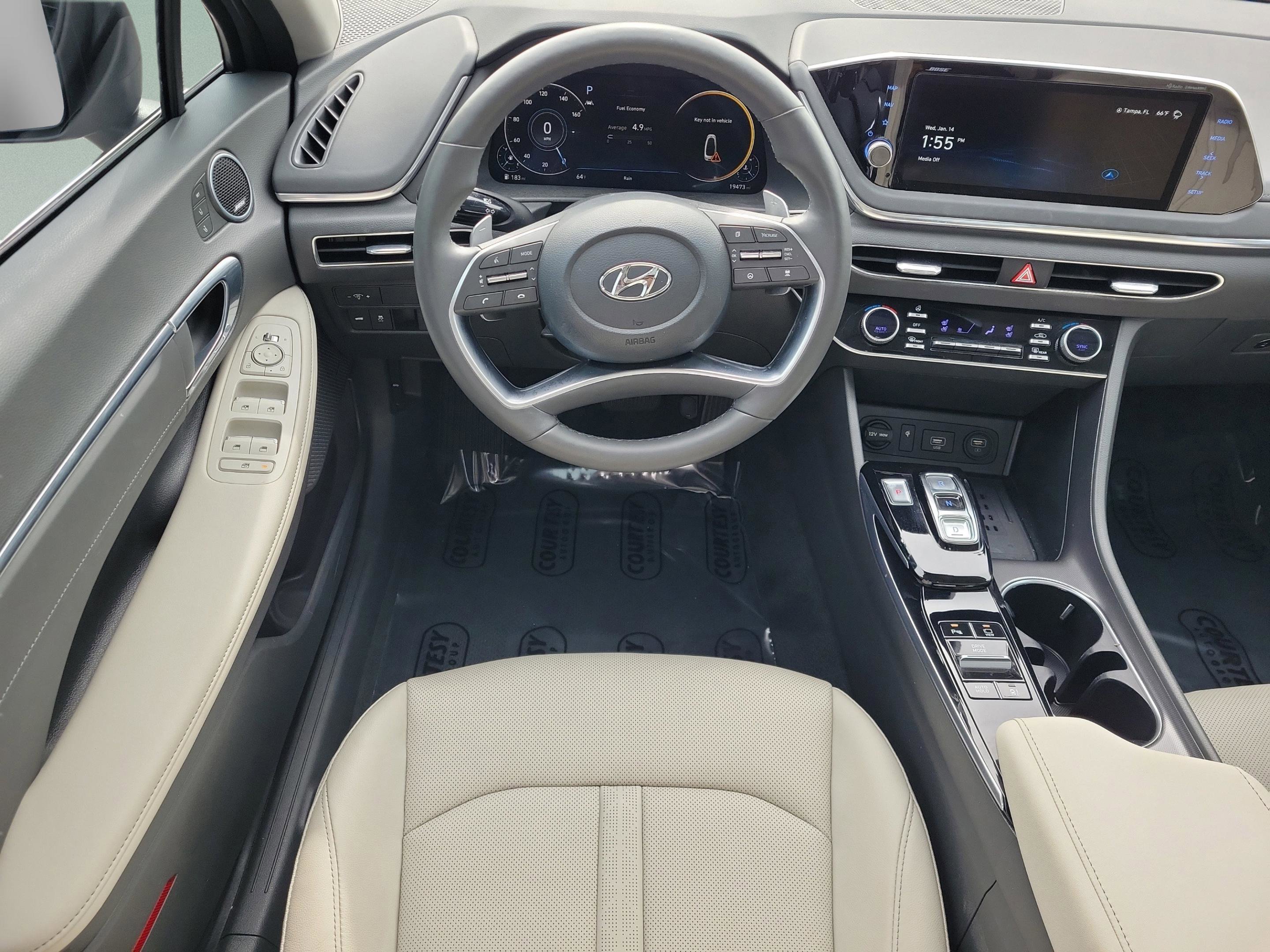 Used 2023 Hyundai Sonata Limited w/ Preferred Accessory Package image 14