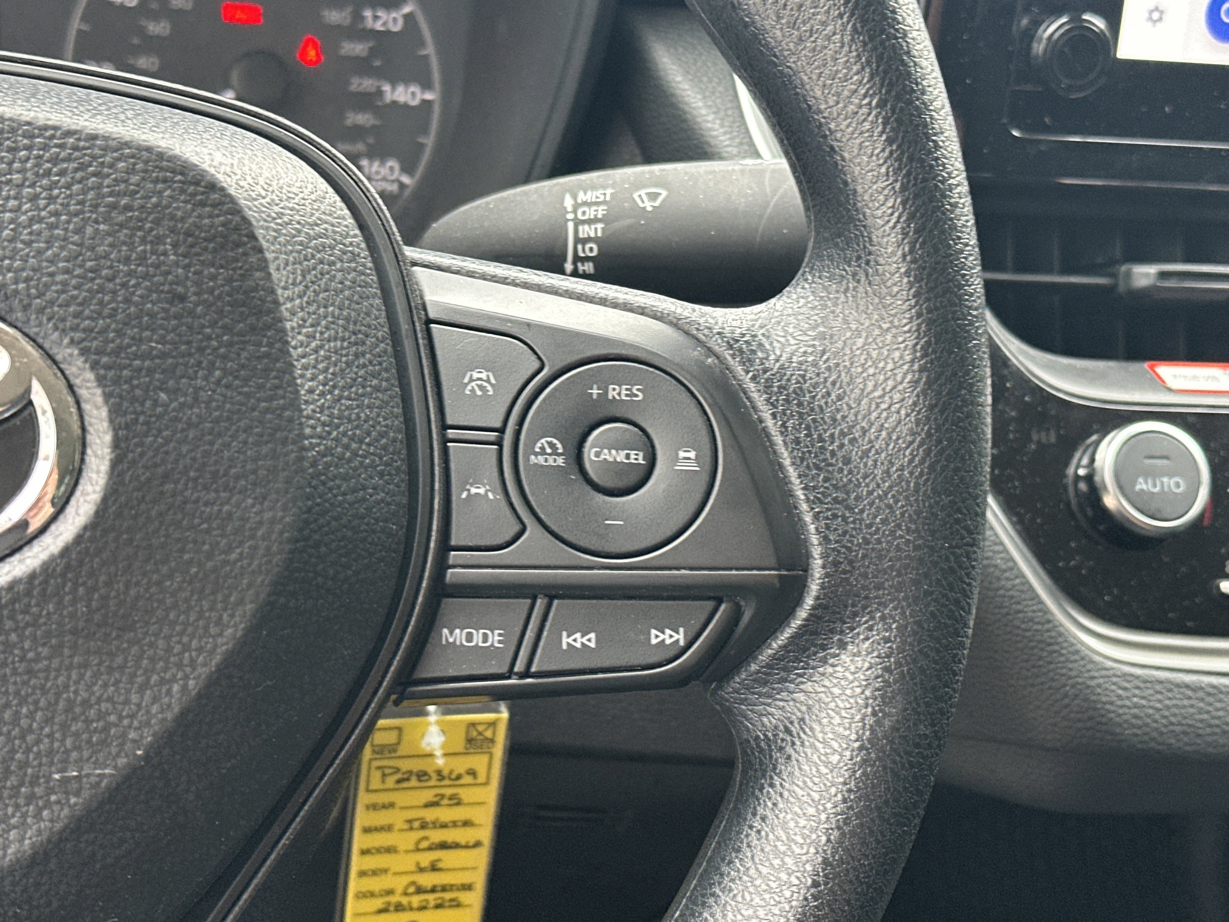 Used 2025 Toyota Corolla LE FWD image 19