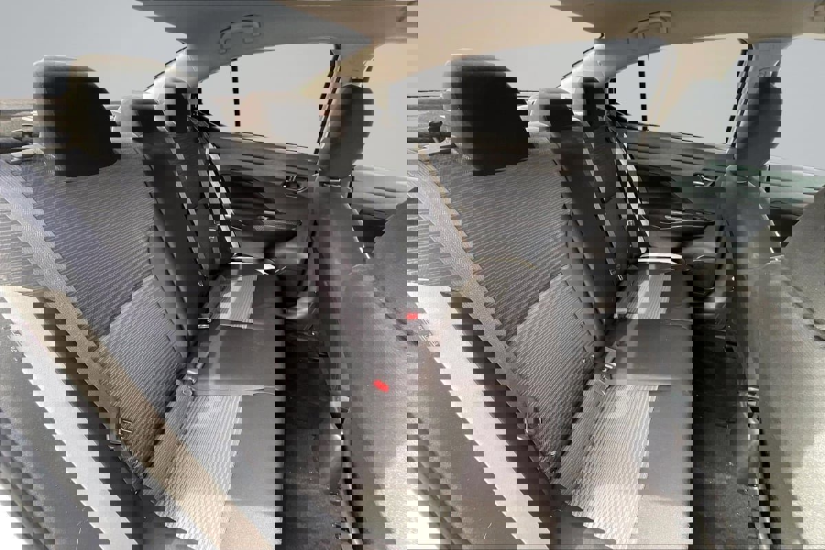 Used 2021 Nissan Versa SV image 27