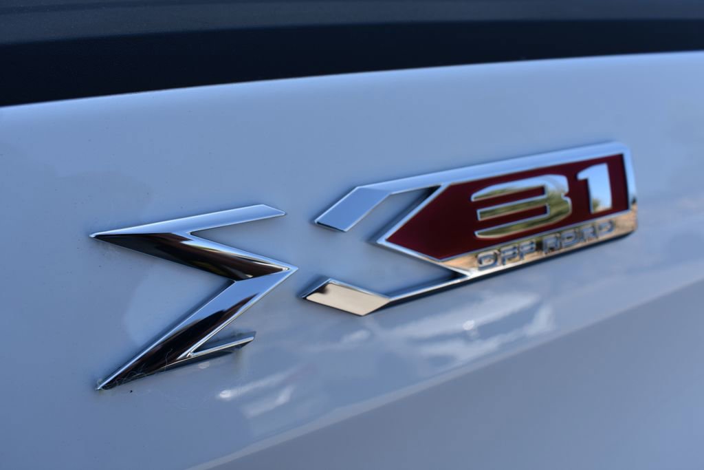 Certified 2024 GMC Sierra 1500 Elevation w/ LPO, Elevation Black Package image 15