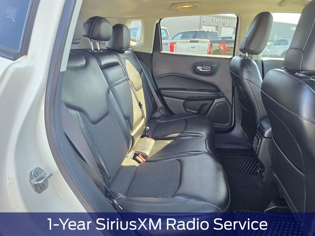 Used 2018 Jeep Compass Latitude w/ Popular Equipment Group AWD/4WD image 16