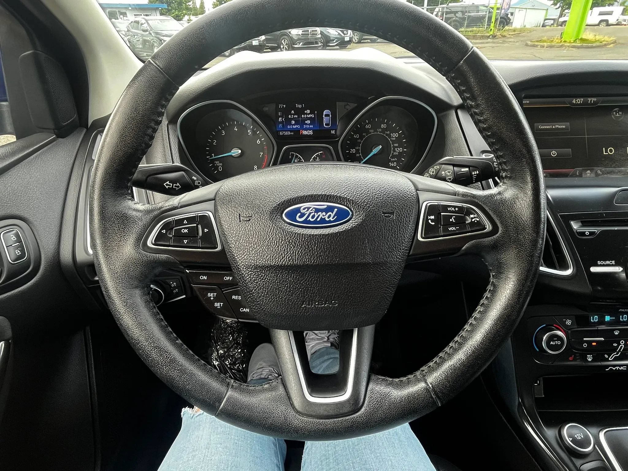Used 2015 Ford Focus Titanium w/ Titanium Cold Weather Package FWD image 19