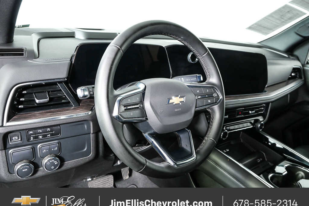 Certified 2025 Chevrolet Tahoe LT RWD image 4