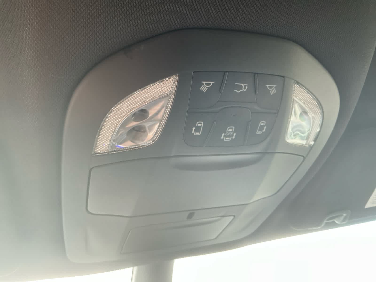 New 2026 Chrysler Pacifica Select FWD image 24