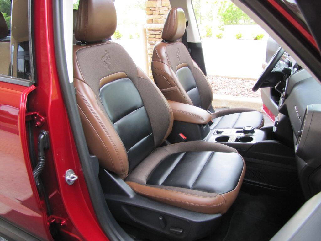 Used 2025 Ford Bronco Sport Outer Banks w/ Outer Banks Tech Package+ AWD/4WD image 23