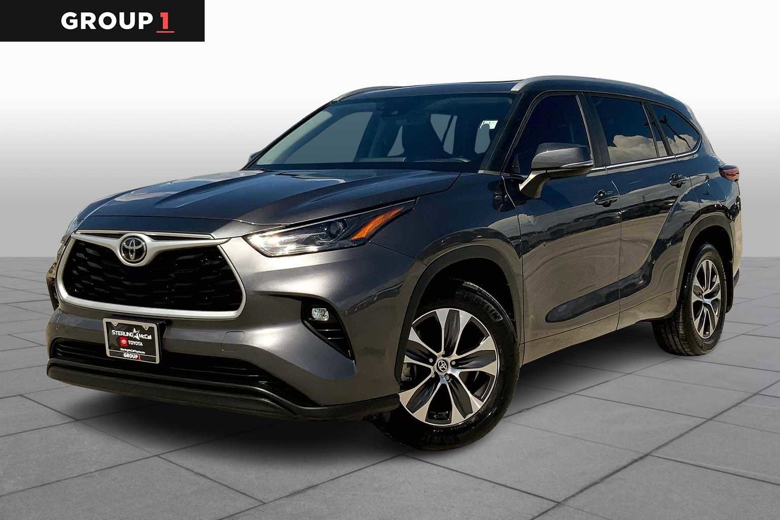 Used 2023 Toyota Highlander XLE