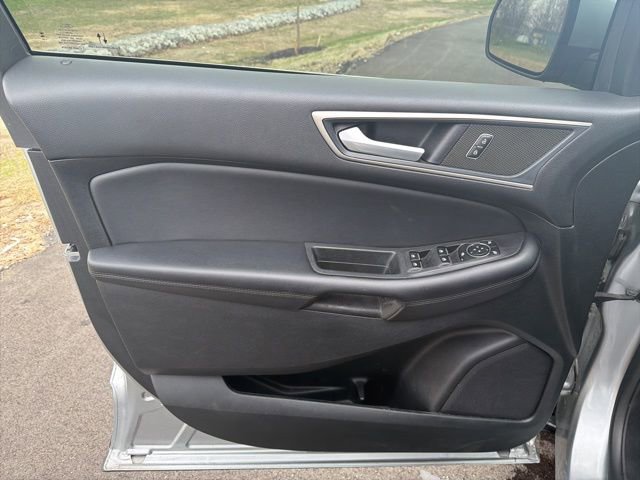 Used 2023 Ford Edge SEL AWD/4WD image 20