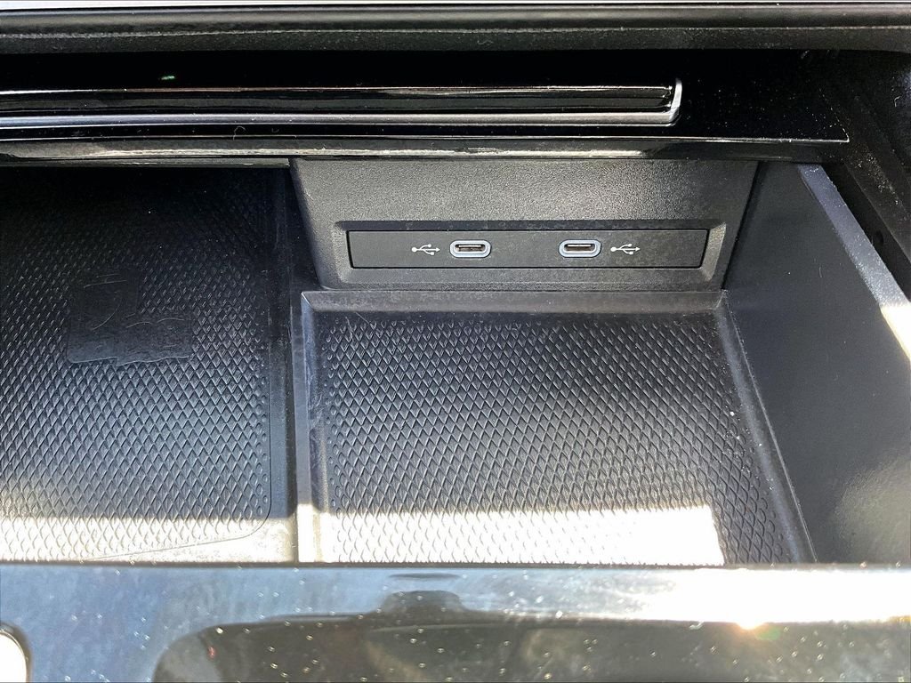 Used 2024 Volkswagen Atlas SEL AWD/4WD image 27