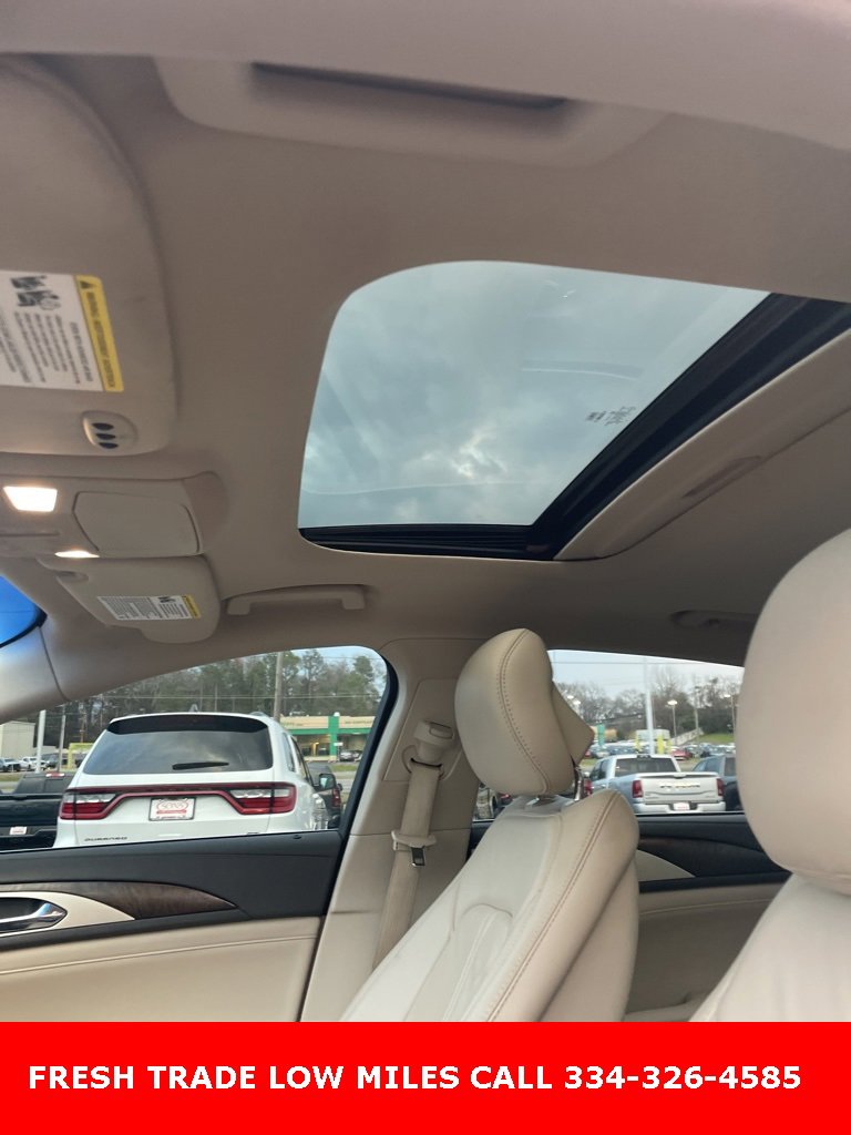 Used 2017 Lincoln MKZ Reserve image 6