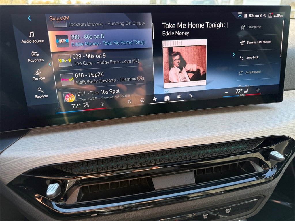 Certified 2025 BMW 330i xDrive Sedan w/ Premium Package image 23