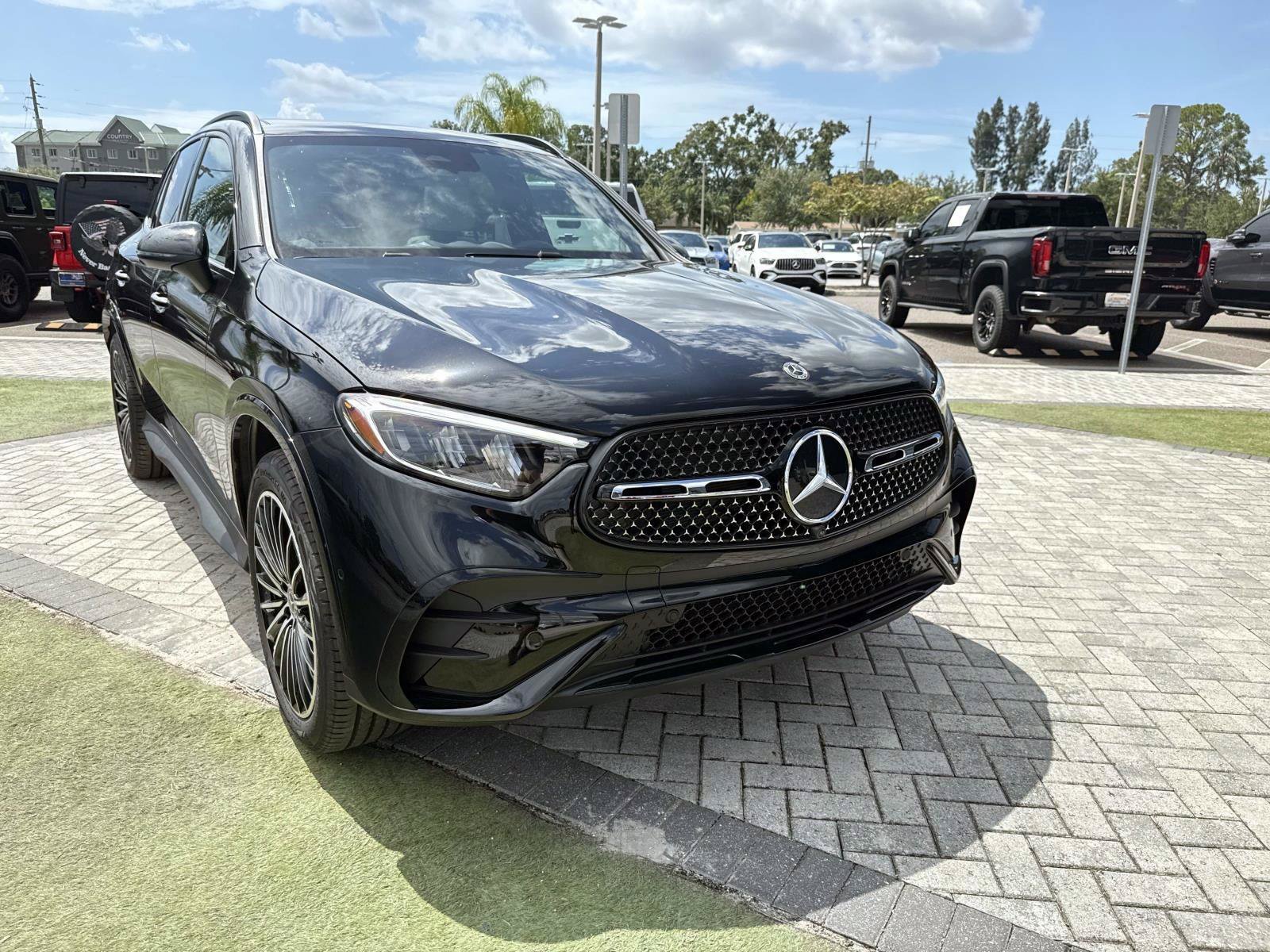 New 2027 Mercedes-Benz GLC 300 image 8
