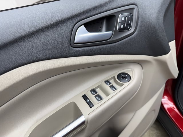 Certified 2018 Ford Escape Titanium image 11
