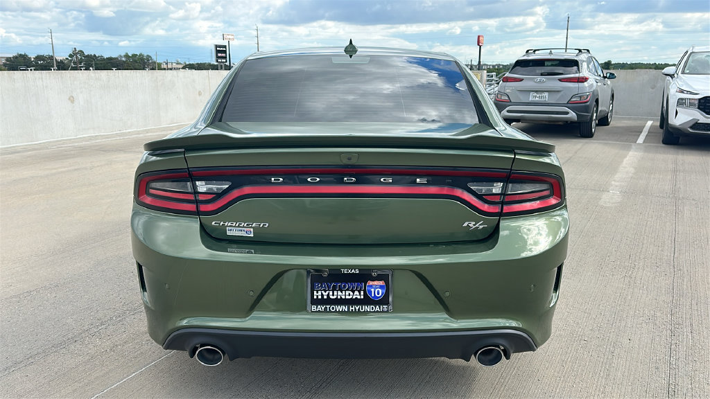 Used 2022 Dodge Charger R/T RWD image 12