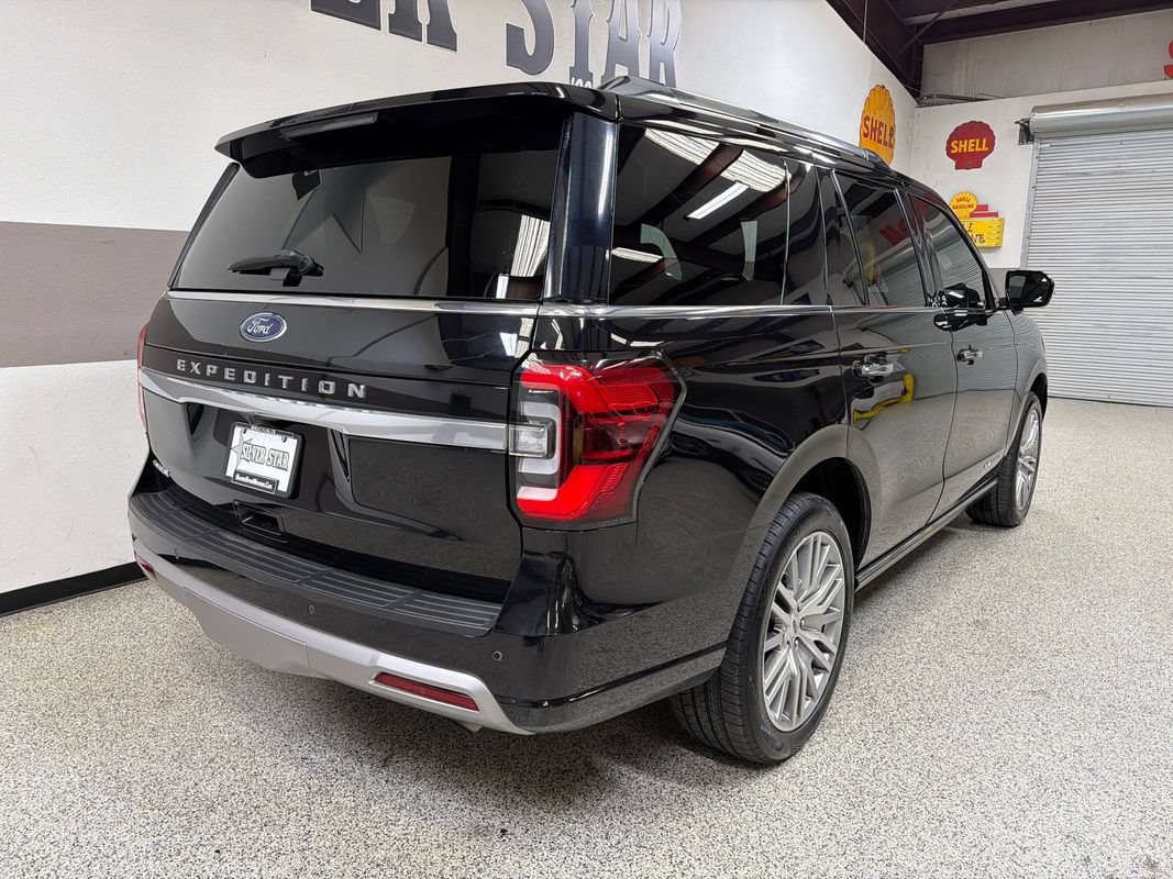 Used 2023 Ford Expedition Platinum AWD/4WD image 35