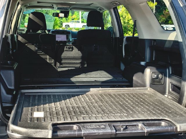 Used 2021 Toyota 4Runner SR5 RWD image 39