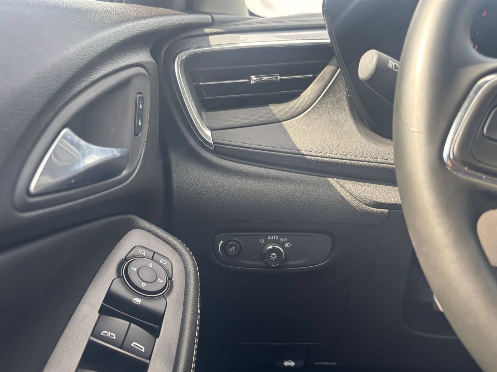Used 2026 Buick Encore GX Preferred AWD/4WD image 30
