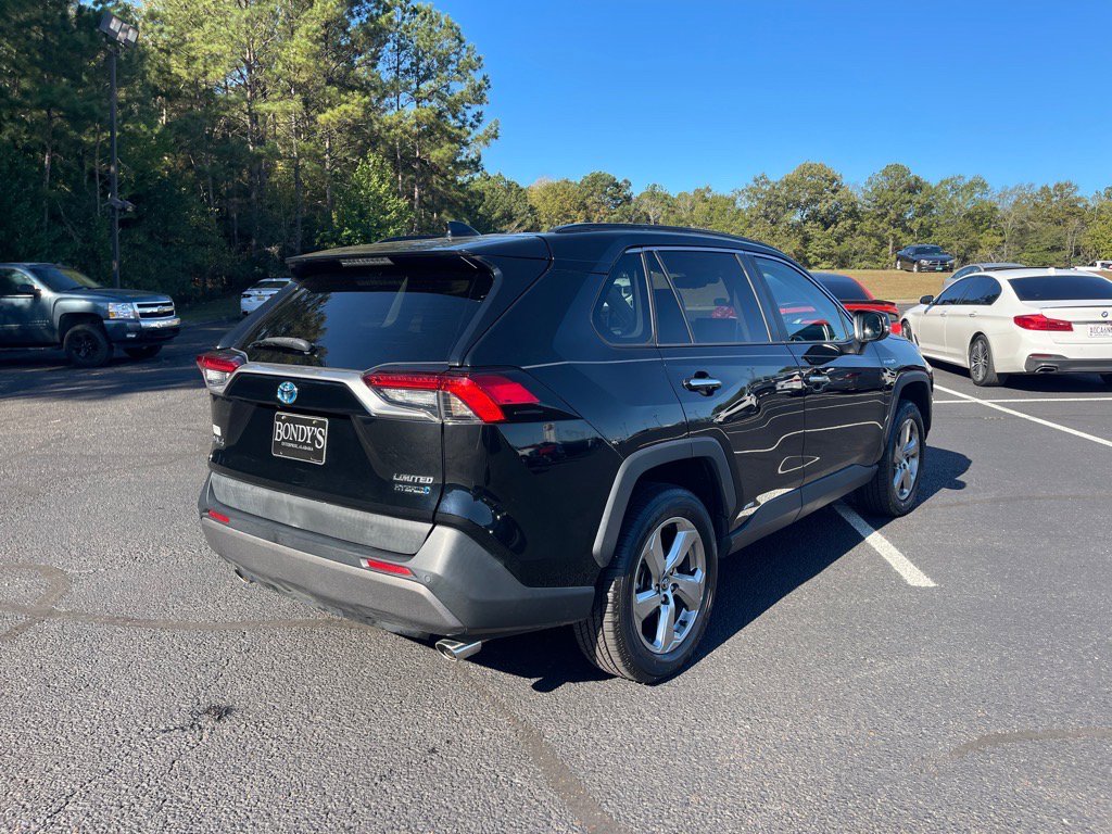 Used 2020 Toyota RAV4 Limited image 17