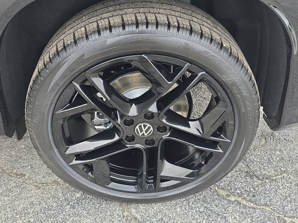 New 2026 Volkswagen Tiguan SE R-Line AWD/4WD image 29