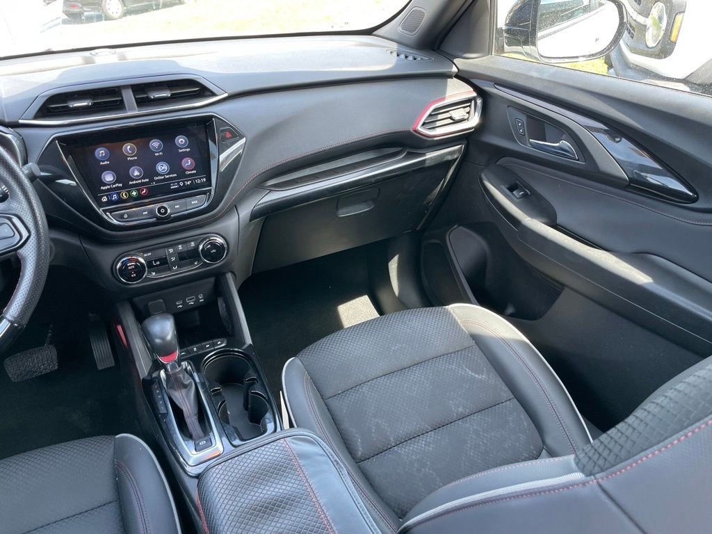 Used 2023 Chevrolet TrailBlazer RS w/ Convenience Package image 9
