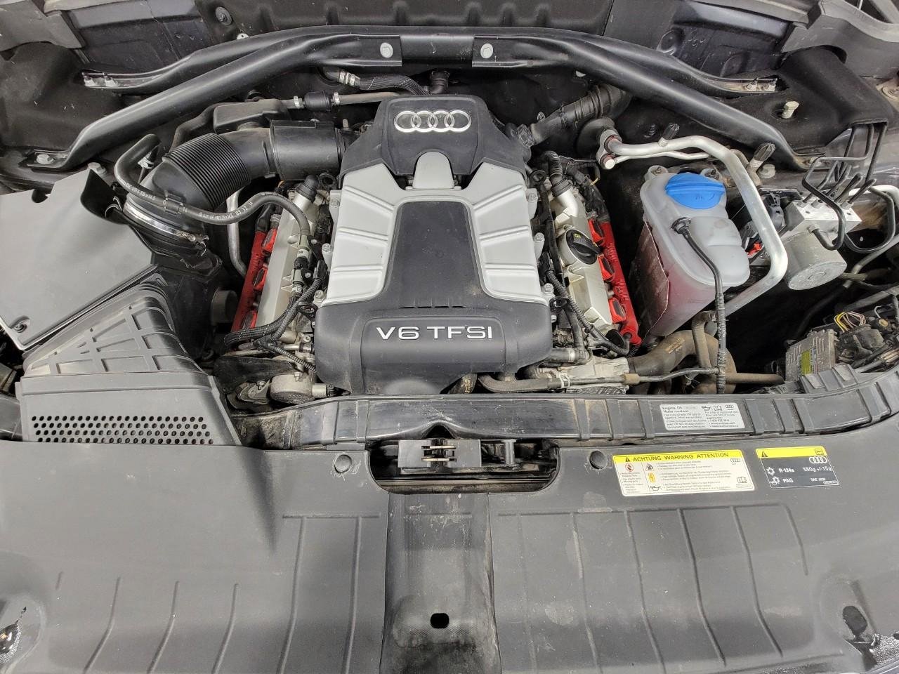 Used 2015 Audi SQ5 Prestige w/ Prestige Package AWD/4WD image 8